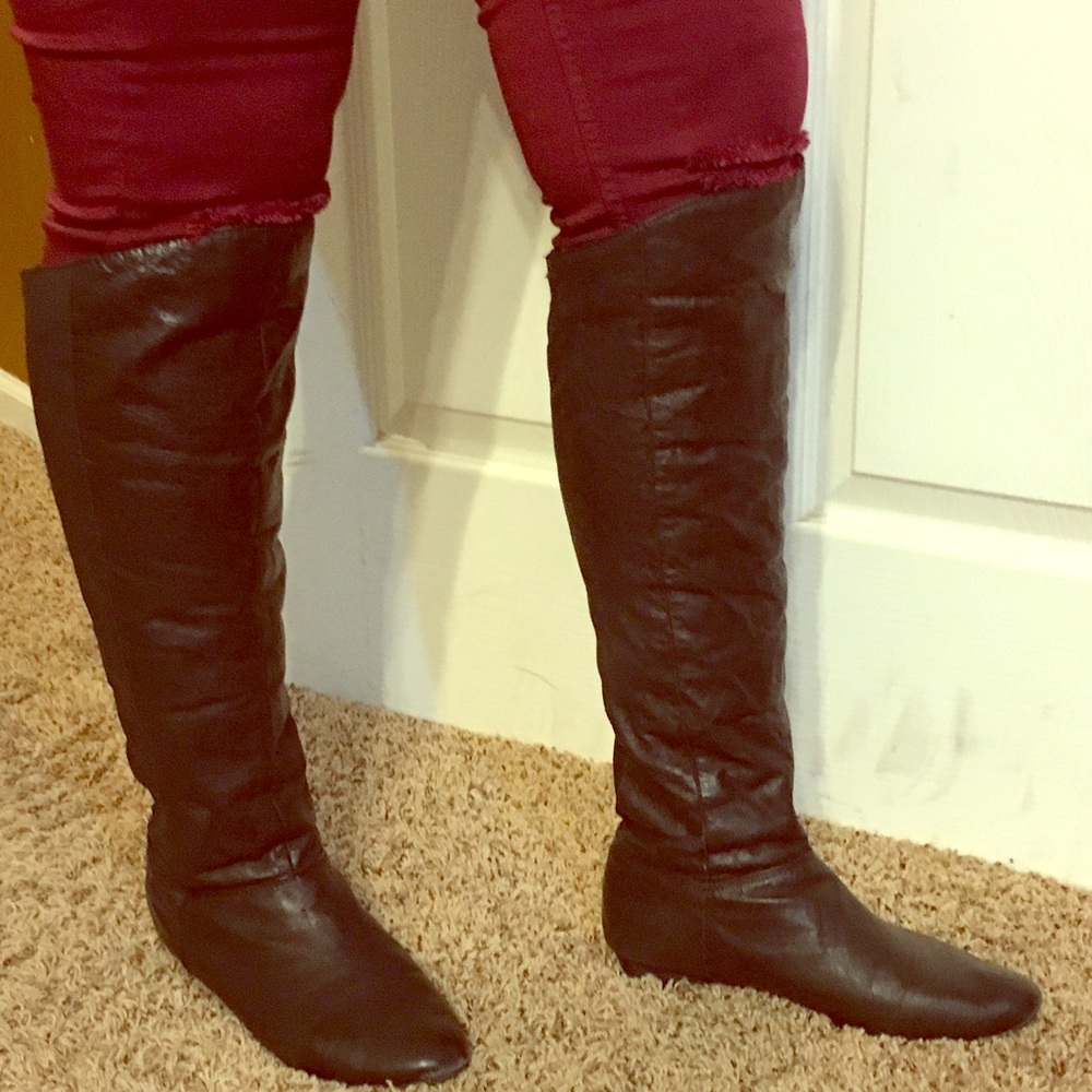 Black leather boutique boots